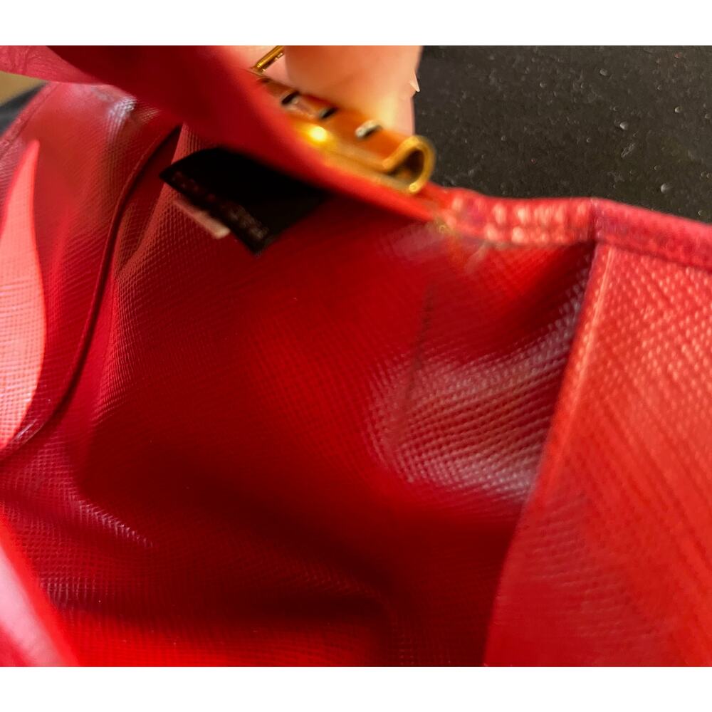 PRADA Red Saffiano leather key holder/card case double snaps (repainted) - Picture 9 of 14